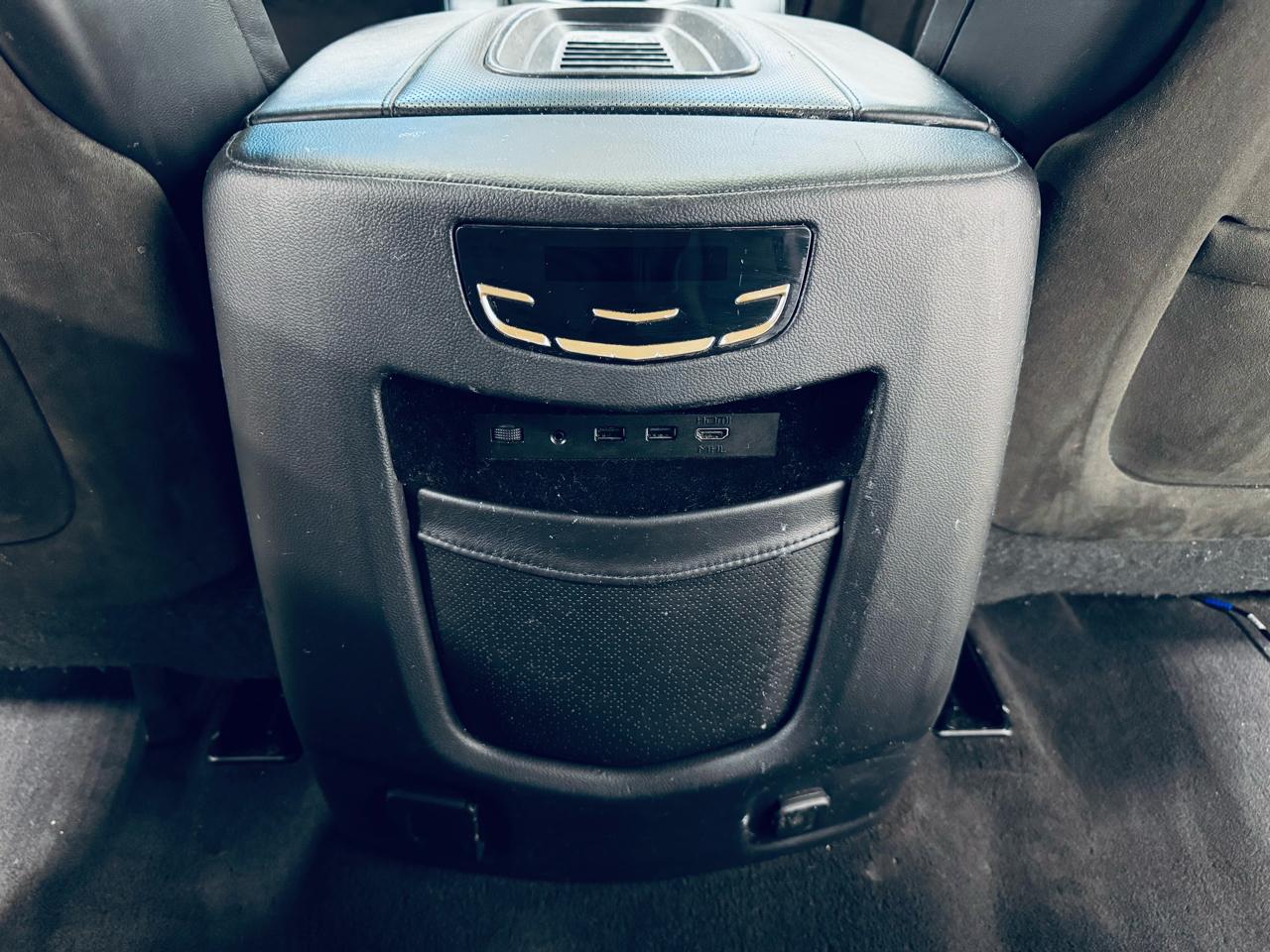 Cadillac Escalade 4WD 4dr Platinum 2019