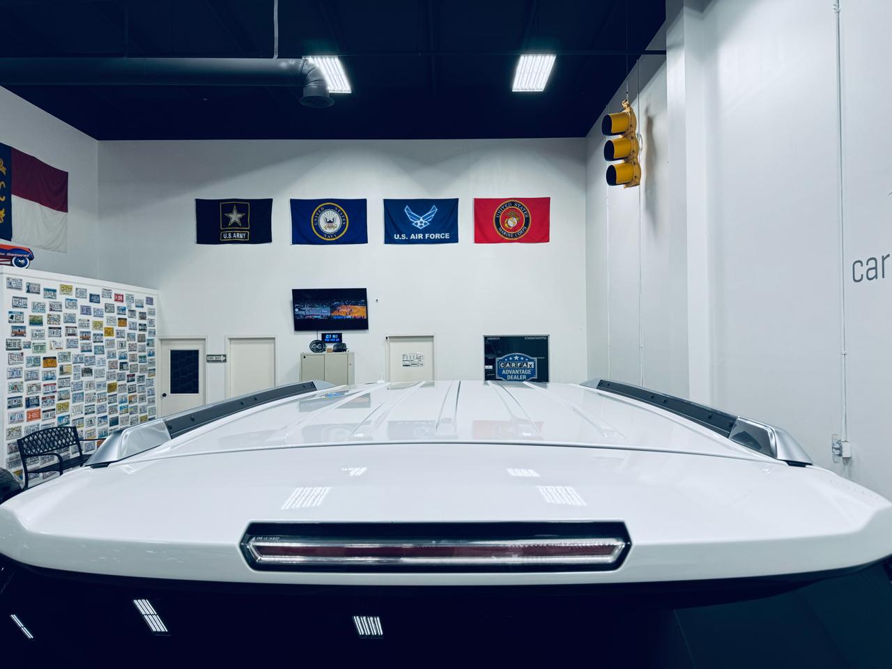 Cadillac Escalade 4WD 4dr Platinum 2019