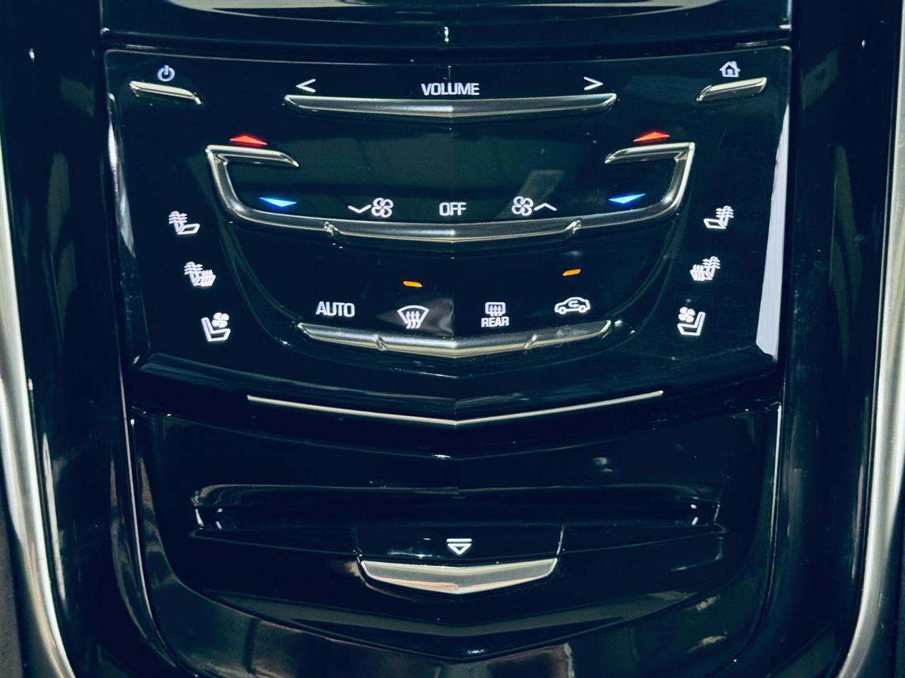 Cadillac Escalade 4WD 4dr Platinum 2019