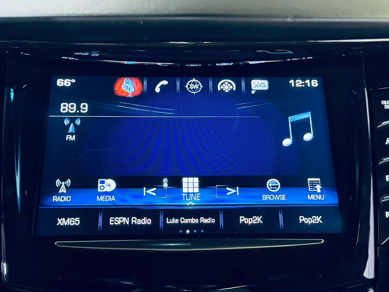 Cadillac Escalade 4WD 4dr Platinum 2019