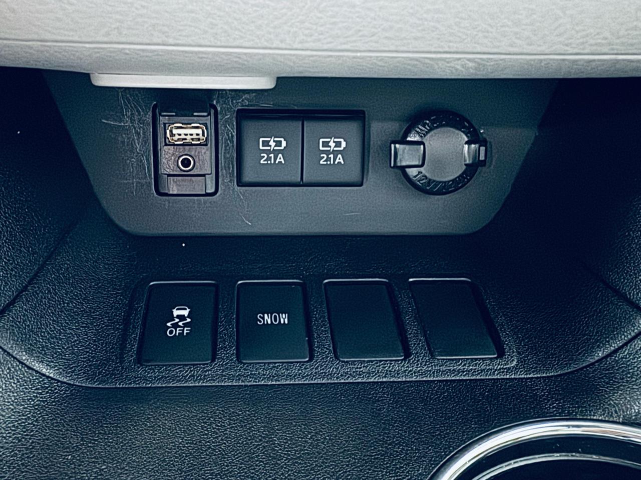 Toyota Highlander Limited V6 FWD (Natl) 2017