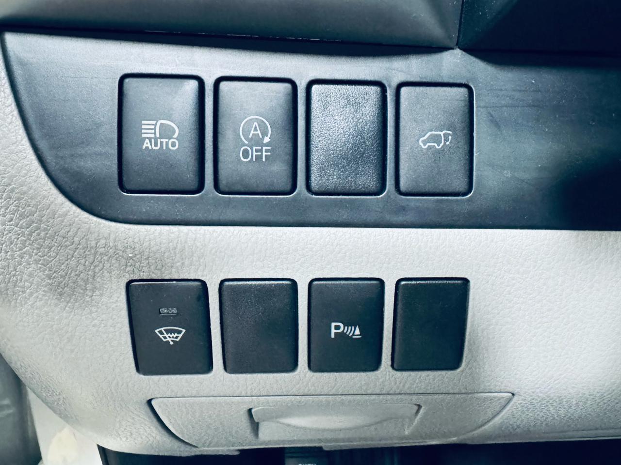 Toyota Highlander Limited V6 FWD (Natl) 2017