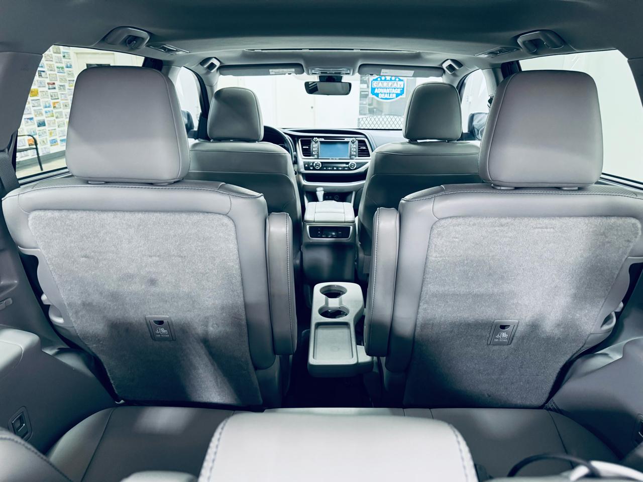 Toyota Highlander Limited V6 FWD (Natl) 2017