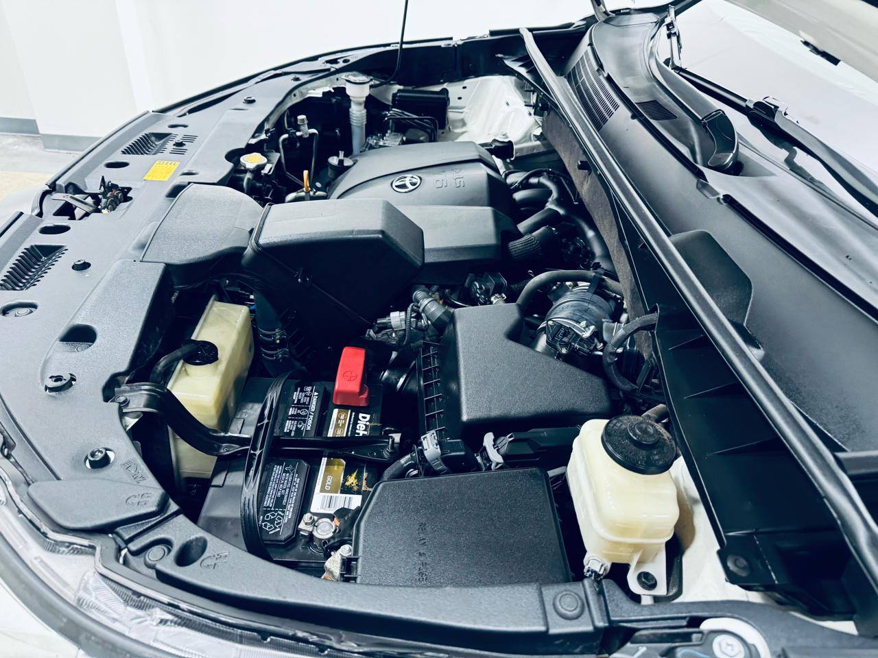 Toyota Highlander Limited V6 FWD (Natl) 2017