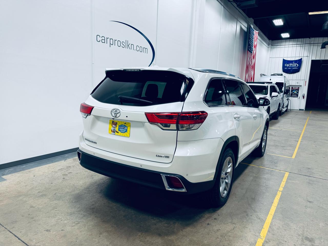 Toyota Highlander Limited V6 FWD (Natl) 2017