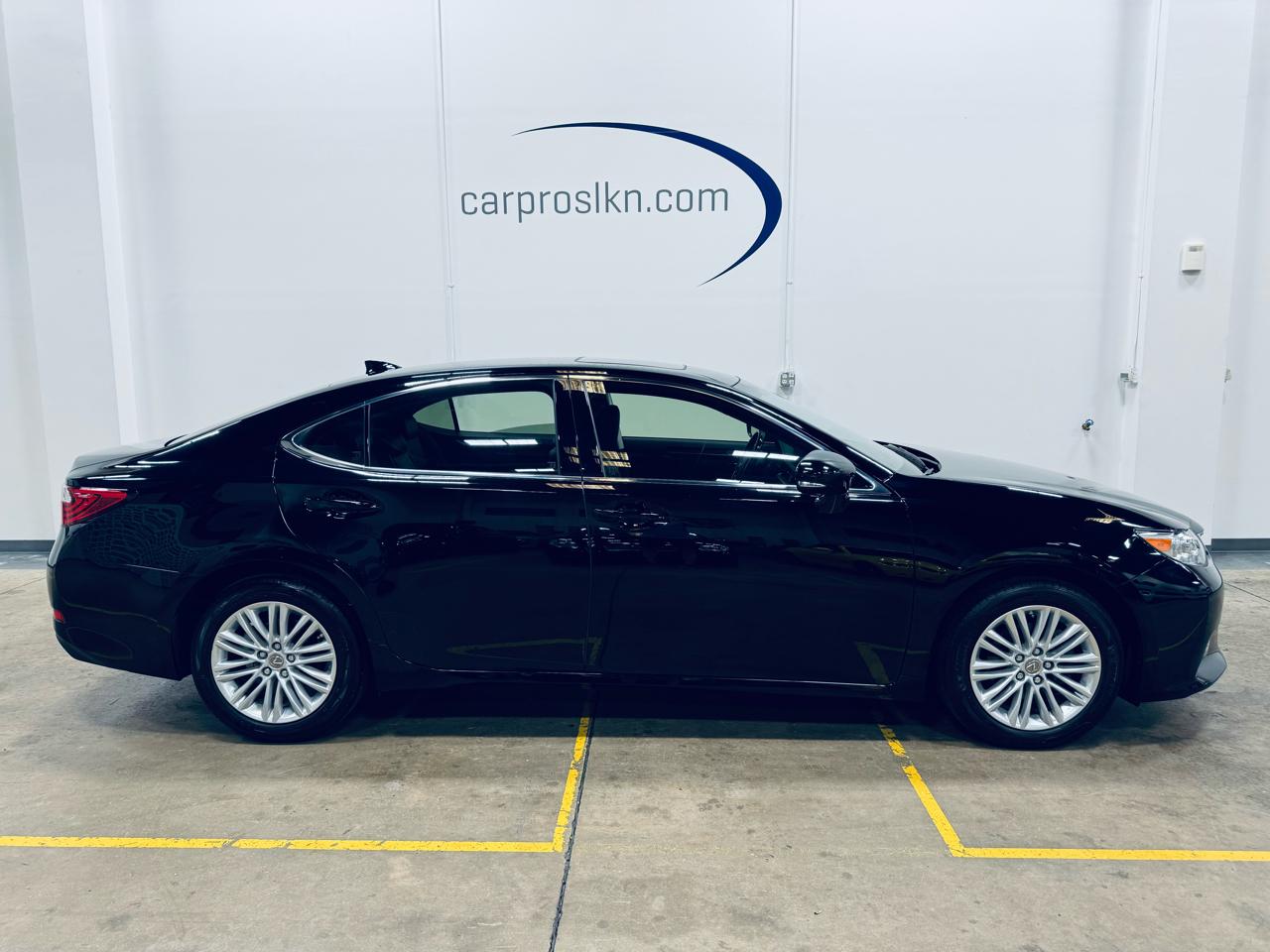 Lexus ES 350 4dr Sdn 2015