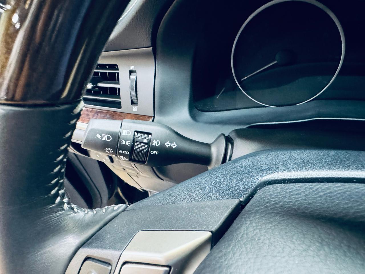 Lexus ES 350 4dr Sdn 2015