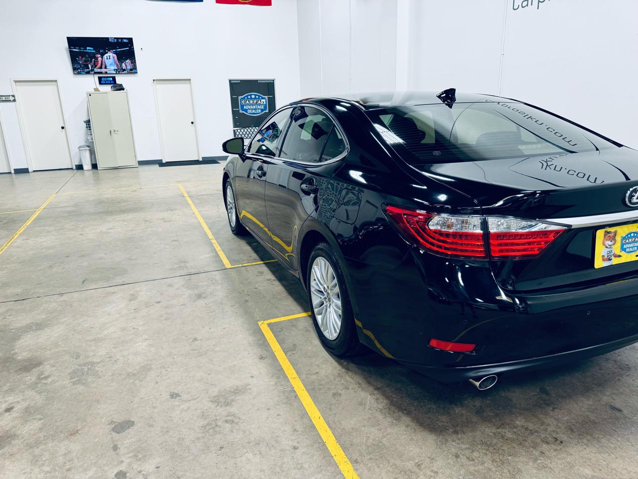 Lexus ES 350 4dr Sdn 2015