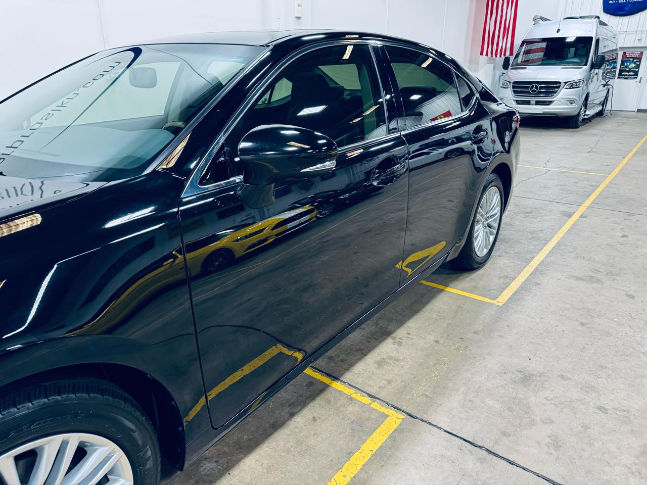 Lexus ES 350 4dr Sdn 2015