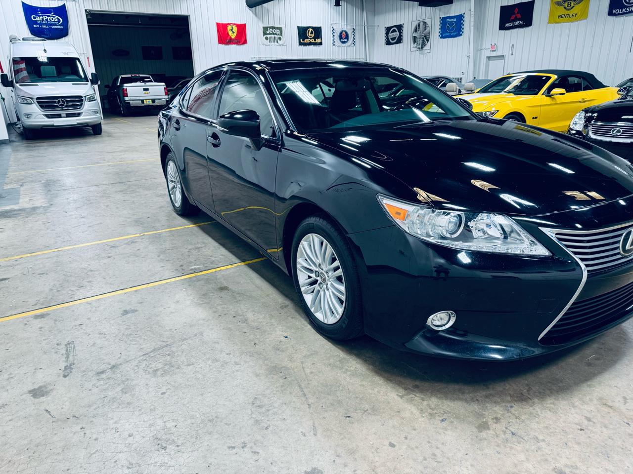 Lexus ES 350 4dr Sdn 2015