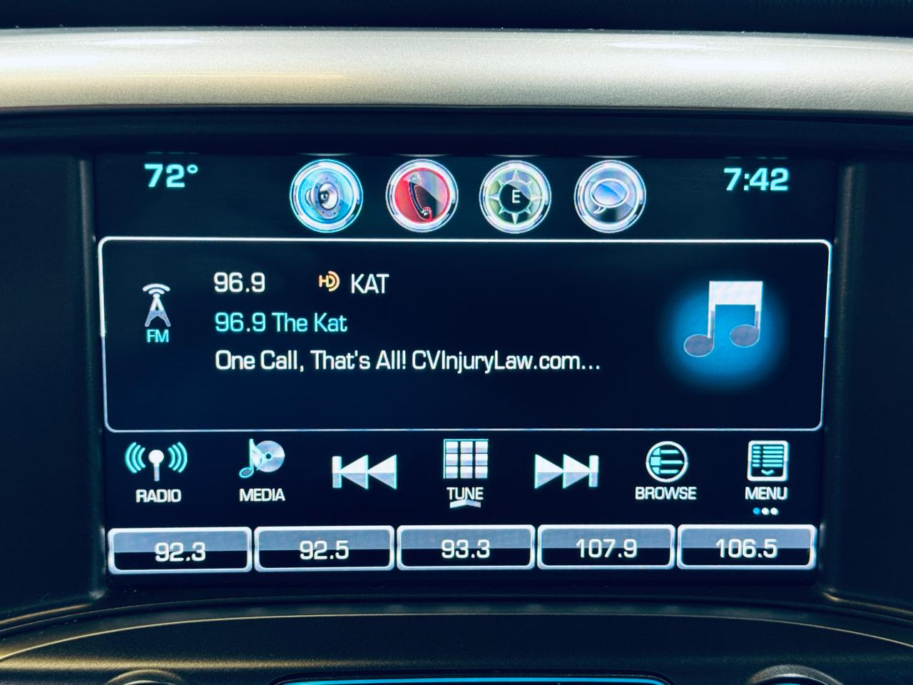 Chevrolet Silverado 1500 2WD Crew Cab 143.5" LT w/1LT 2016