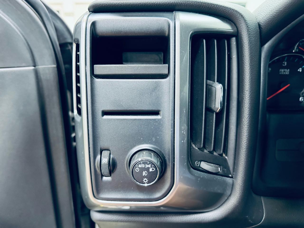 Chevrolet Silverado 1500 2WD Crew Cab 143.5" LT w/1LT 2016