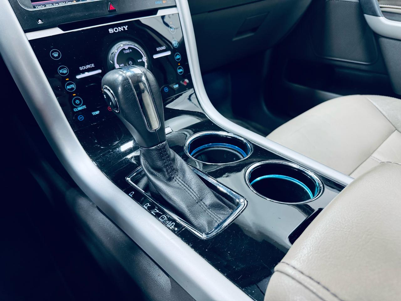 Ford Edge 4dr Limited FWD 2014