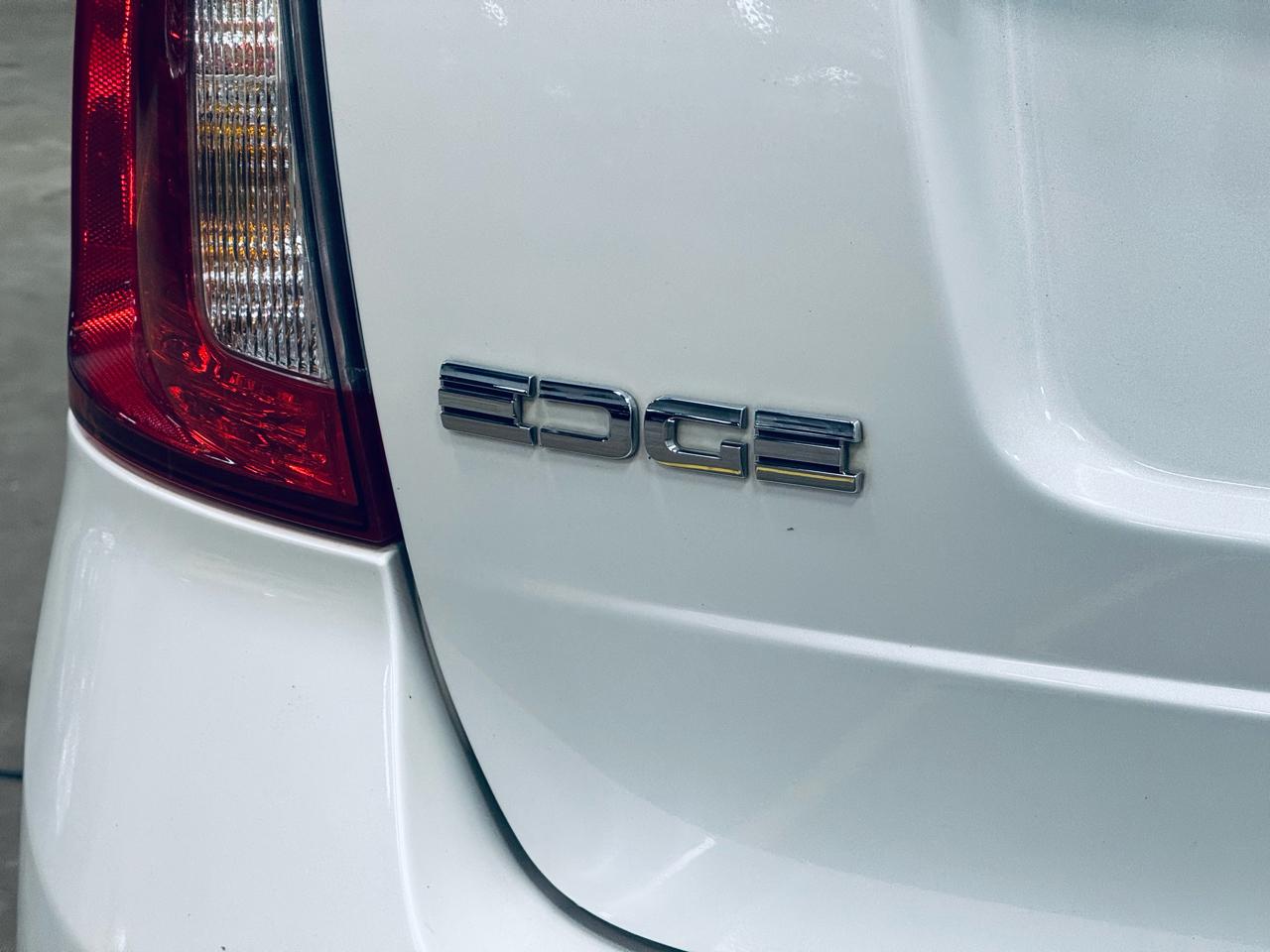 Ford Edge 4dr Limited FWD 2014