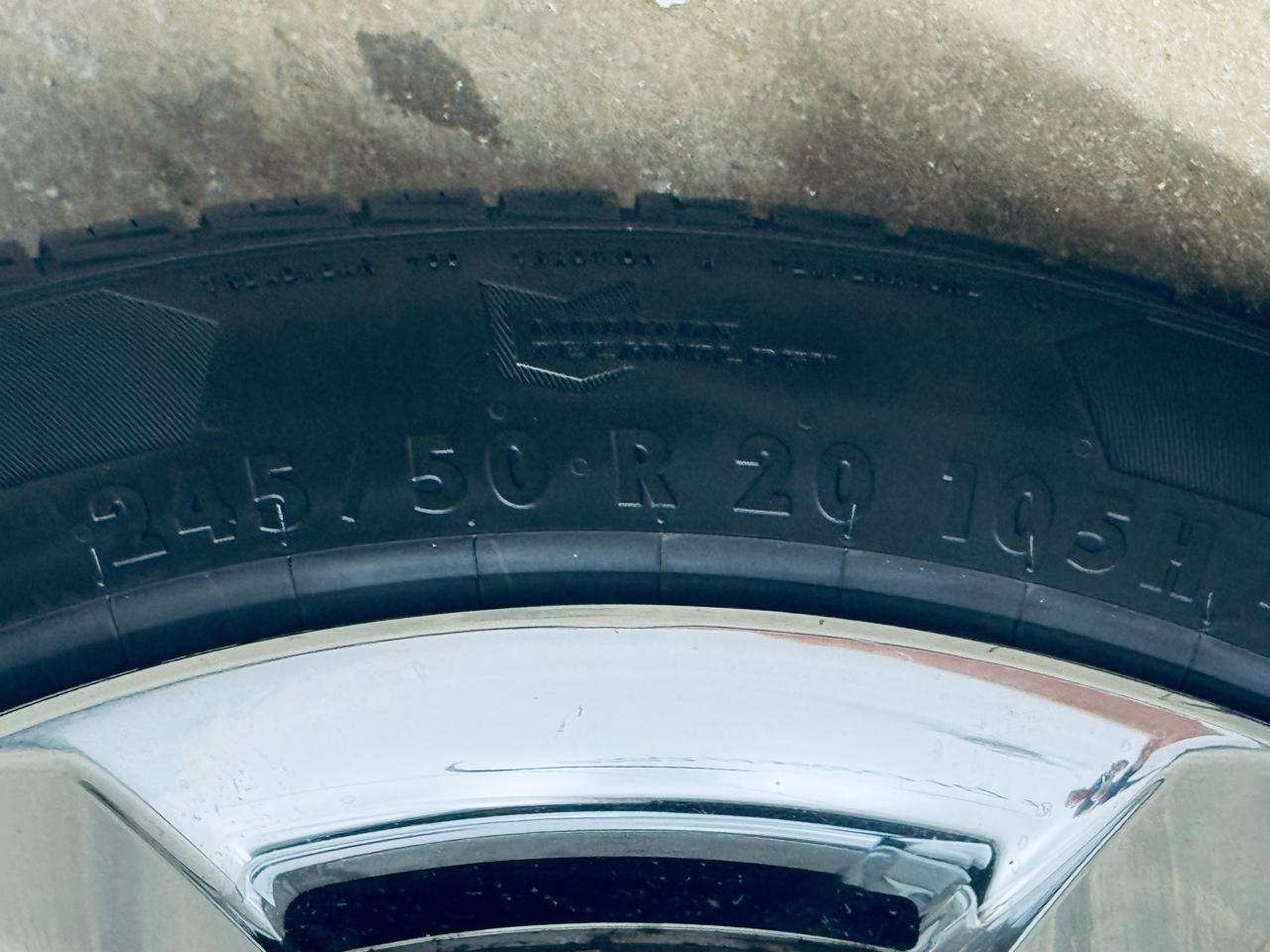 Ford Edge 4dr Limited FWD 2014