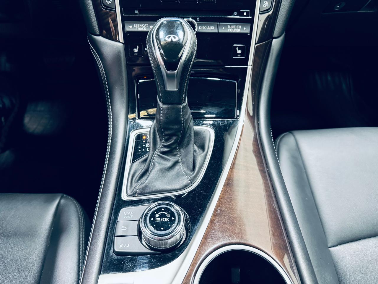 Infiniti Q50 3.0t LUXE AWD 2018