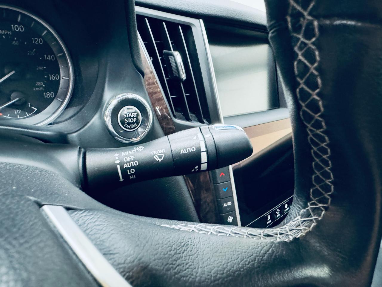 Infiniti Q50 3.0t LUXE AWD 2018