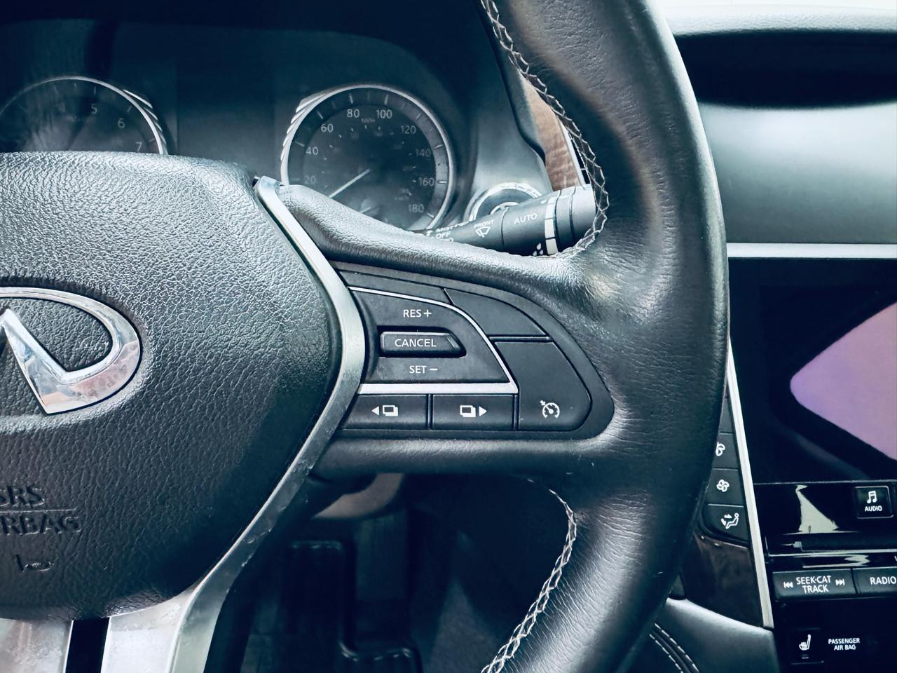 Infiniti Q50 3.0t LUXE AWD 2018