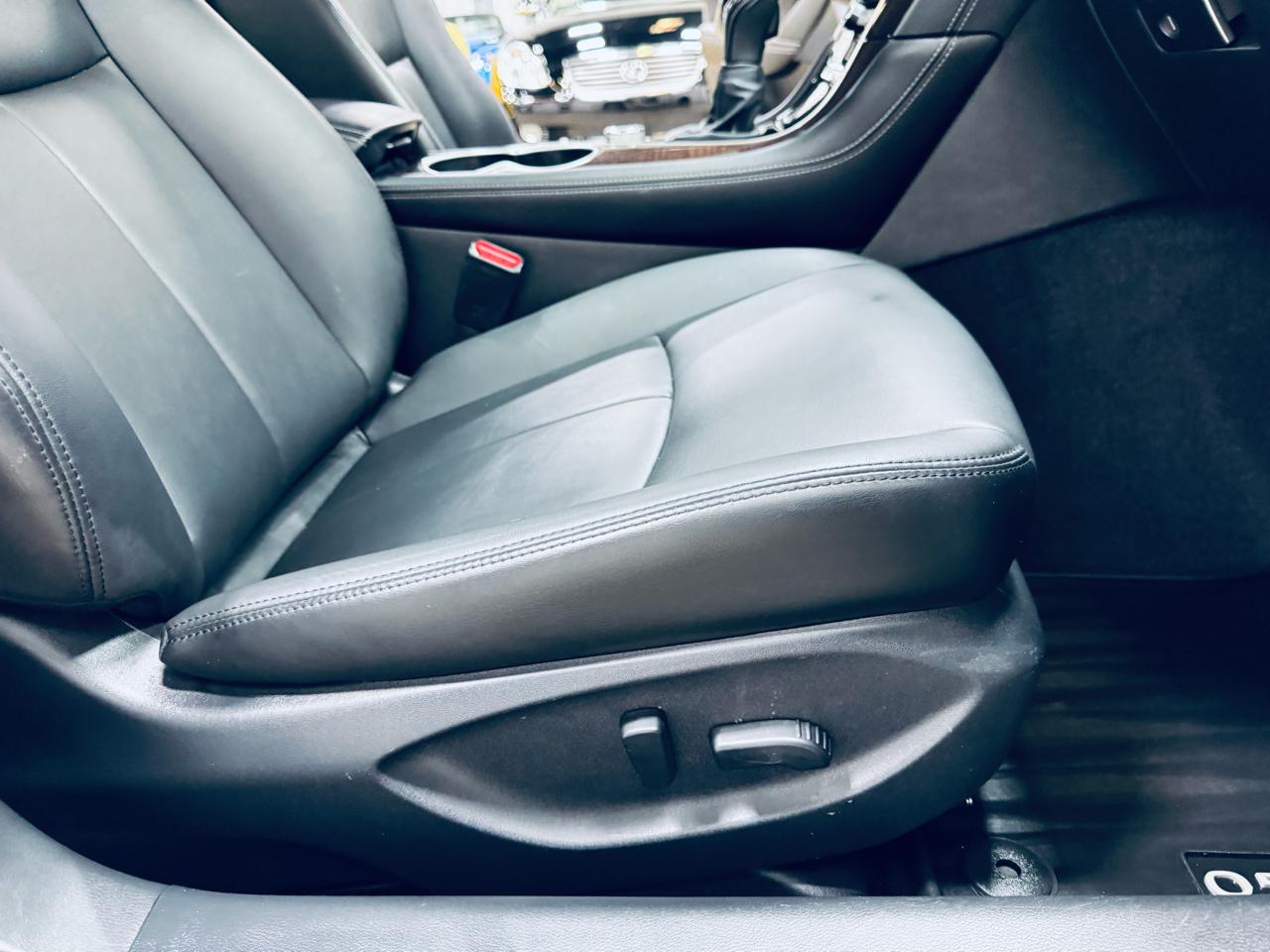 Infiniti Q50 3.0t LUXE AWD 2018