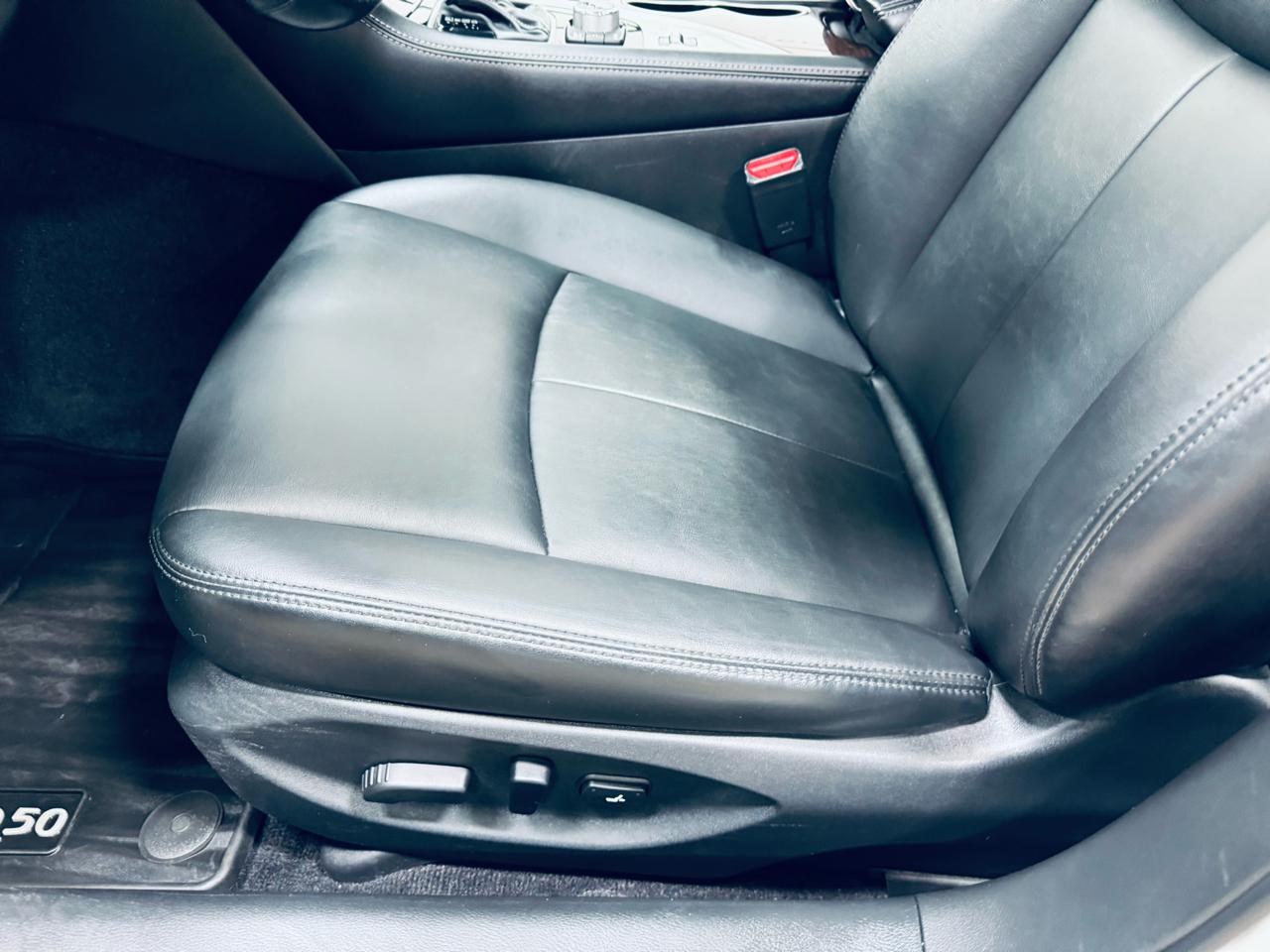 Infiniti Q50 3.0t LUXE AWD 2018