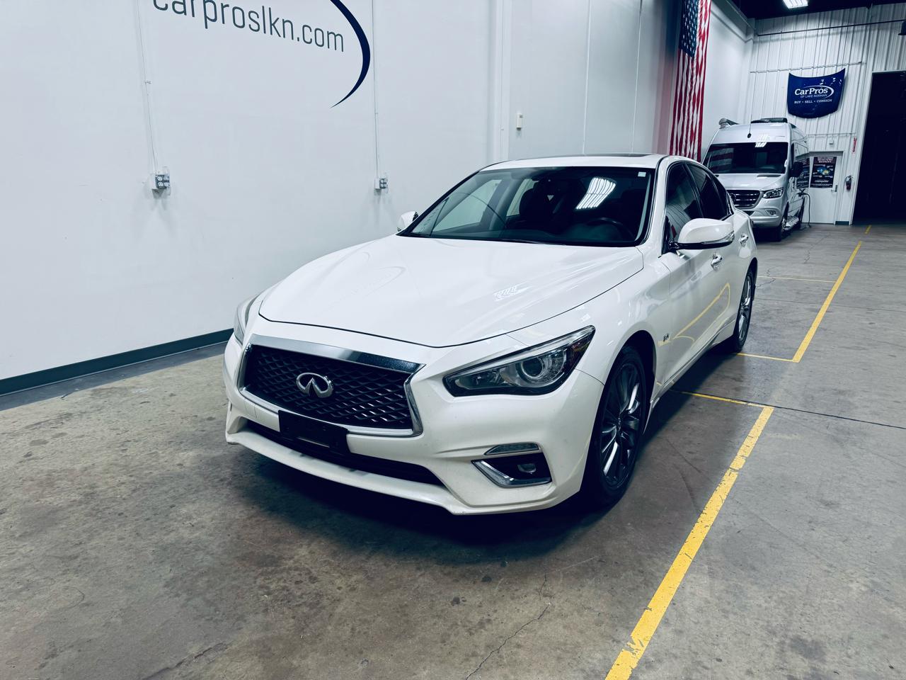 Infiniti Q50 3.0t LUXE AWD 2018