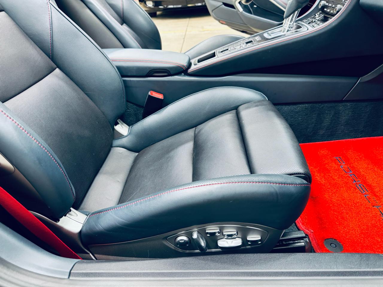 Porsche 718 Boxster GTS Roadster 2019