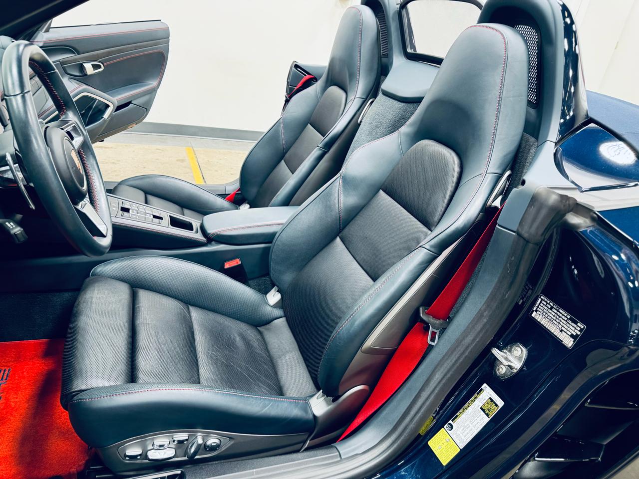 Porsche 718 Boxster GTS Roadster 2019