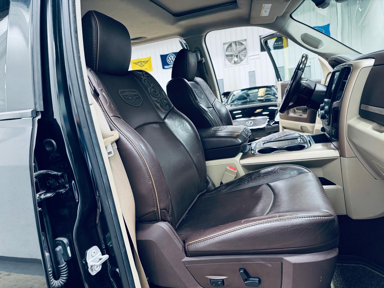 RAM 1500 4WD Crew Cab 140.5" Longhorn 2016