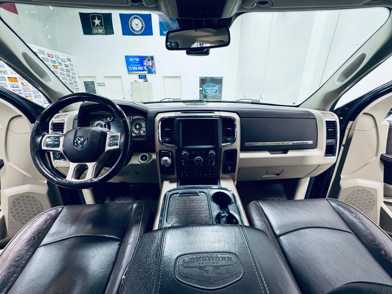 RAM 1500 4WD Crew Cab 140.5" Longhorn 2016