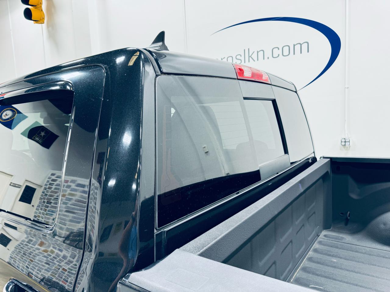 RAM 1500 4WD Crew Cab 140.5" Longhorn 2016