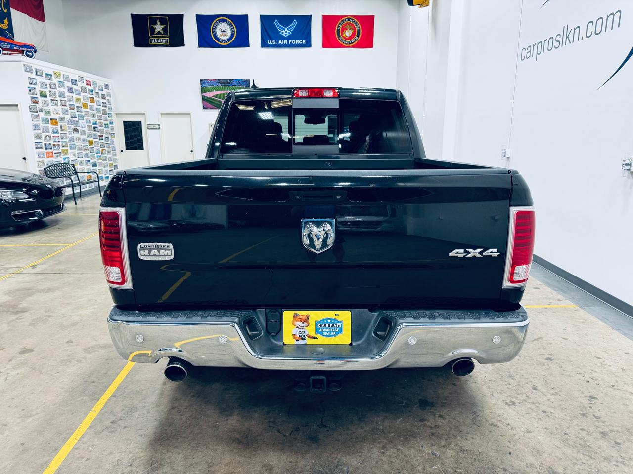 RAM 1500 4WD Crew Cab 140.5" Longhorn 2016