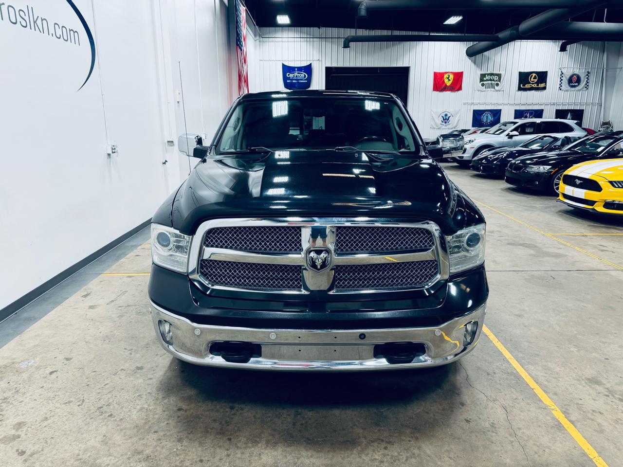 RAM 1500 4WD Crew Cab 140.5" Longhorn 2016