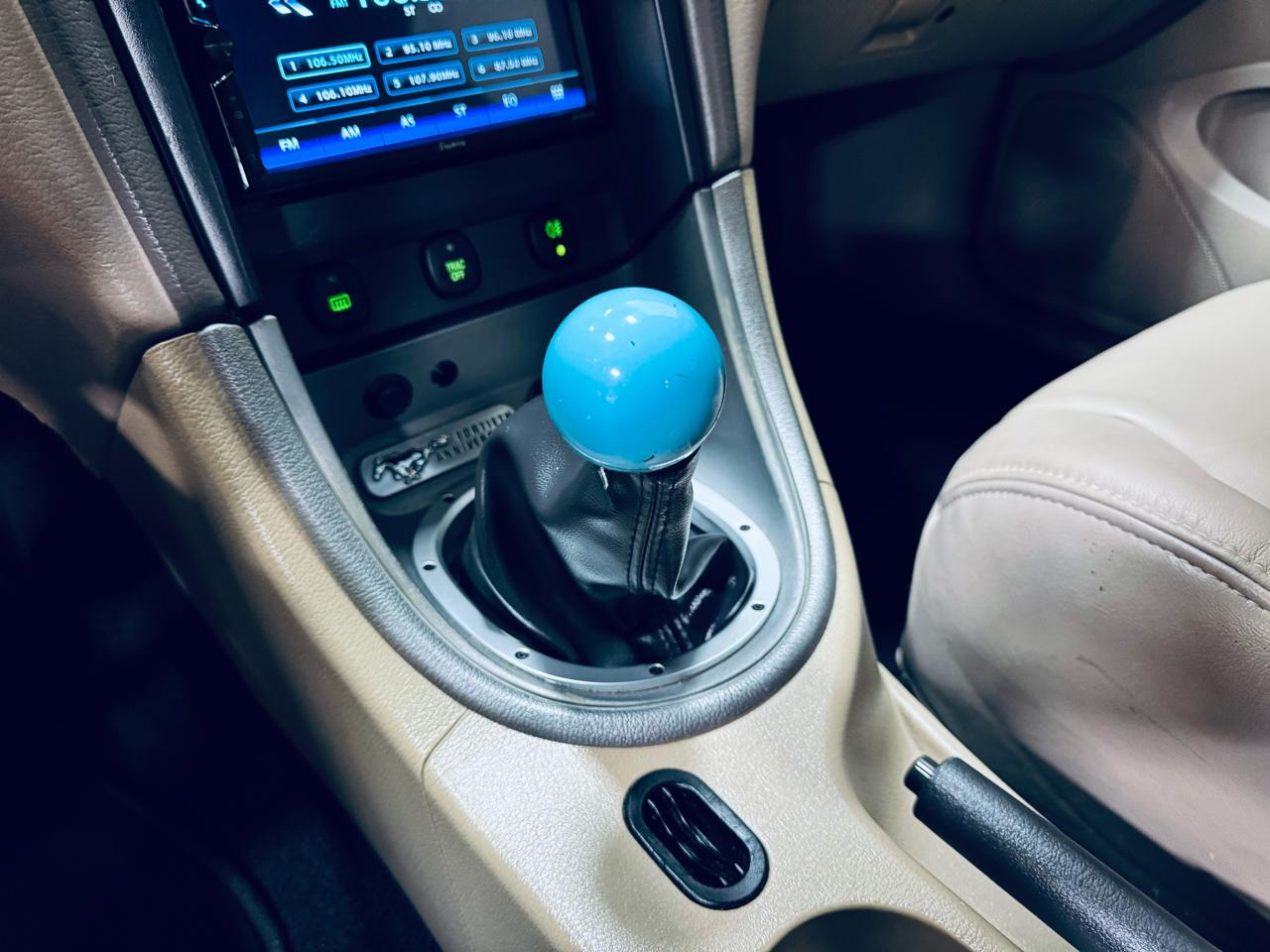 Ford Mustang 2dr Cpe GT Deluxe 2004