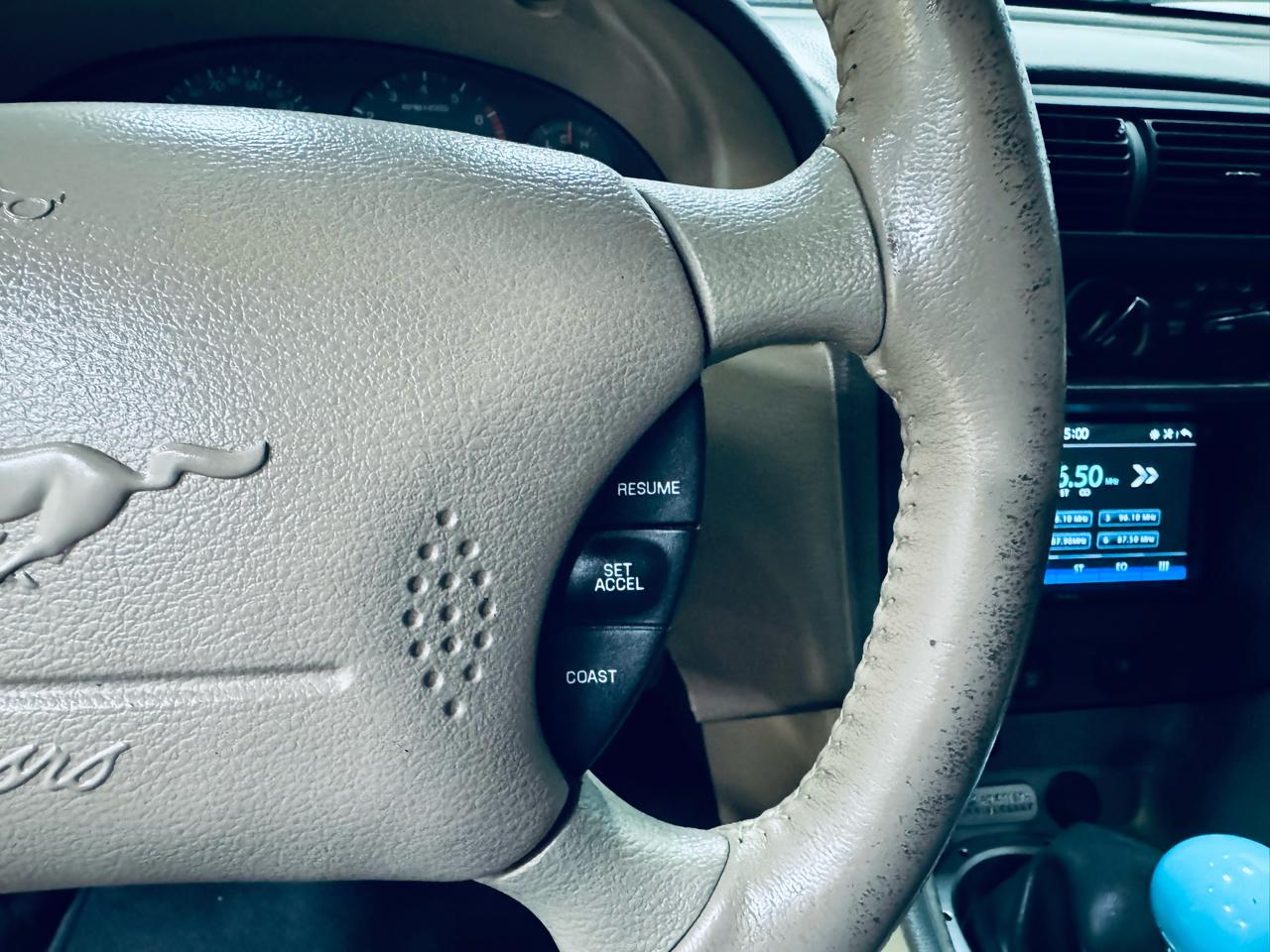 Ford Mustang 2dr Cpe GT Deluxe 2004