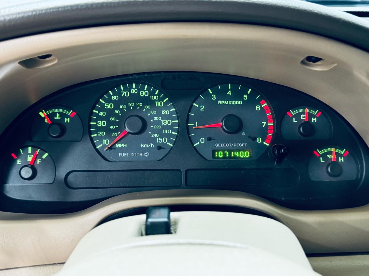 Ford Mustang 2dr Cpe GT Deluxe 2004