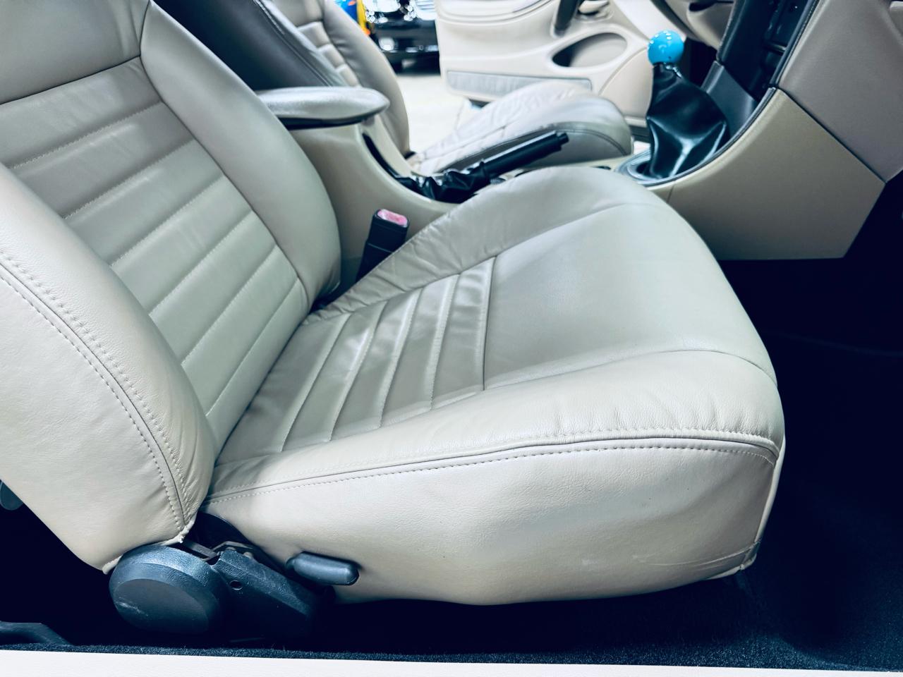 Ford Mustang 2dr Cpe GT Deluxe 2004