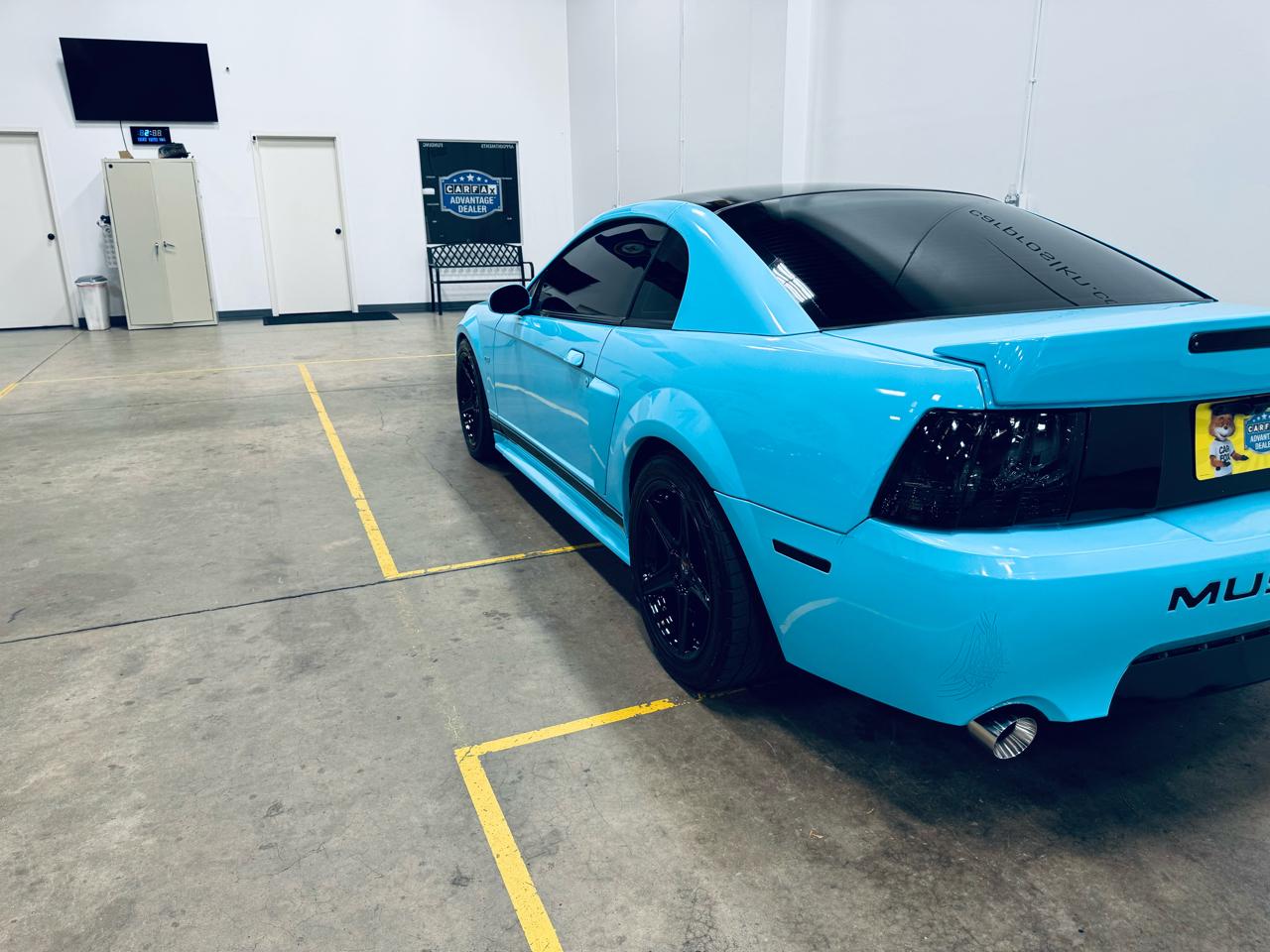 Ford Mustang 2dr Cpe GT Deluxe 2004