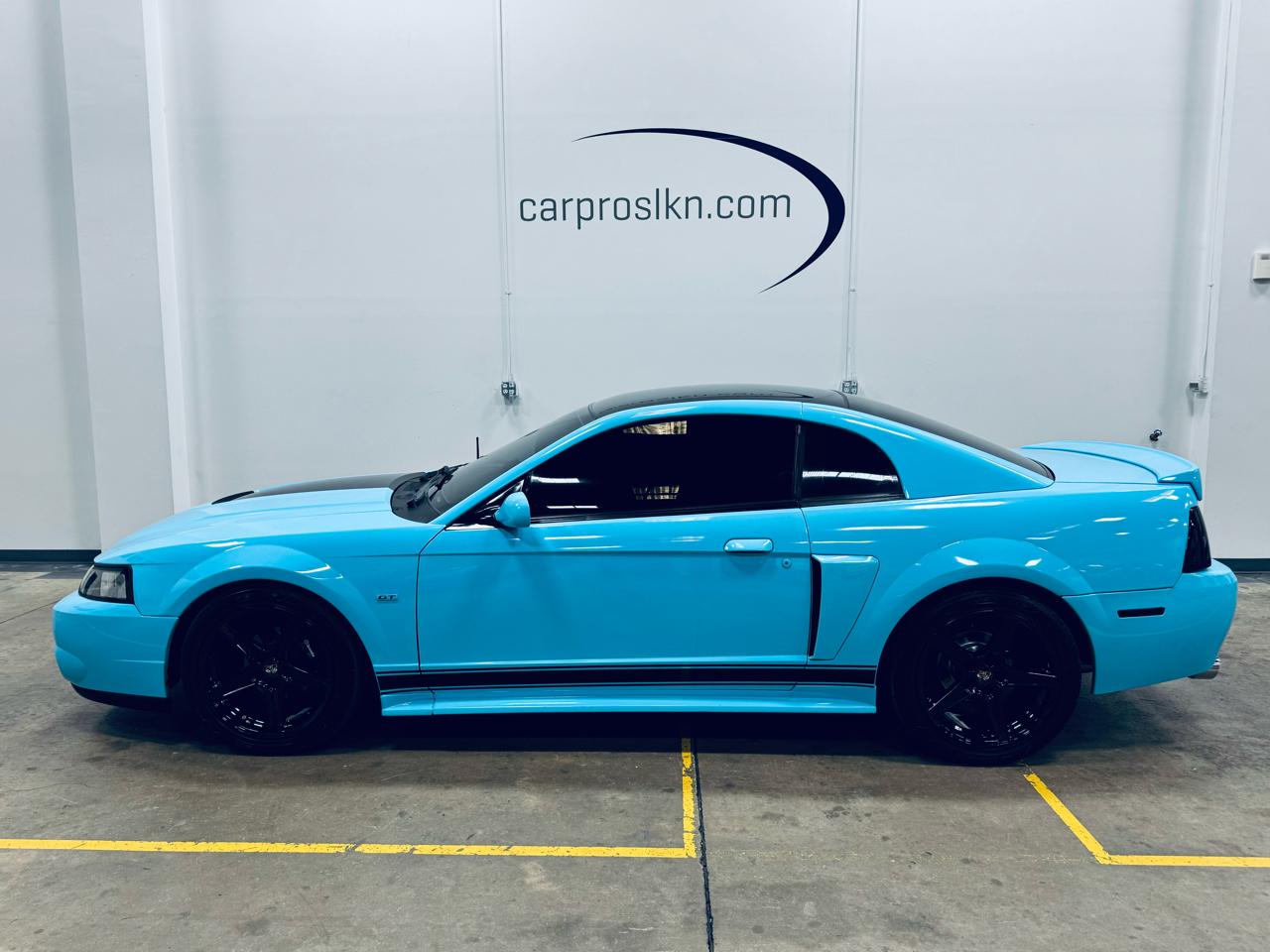 Ford Mustang 2dr Cpe GT Deluxe 2004