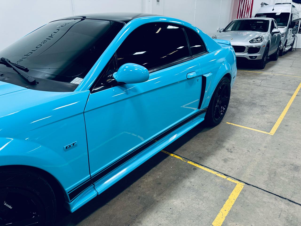 Ford Mustang 2dr Cpe GT Deluxe 2004