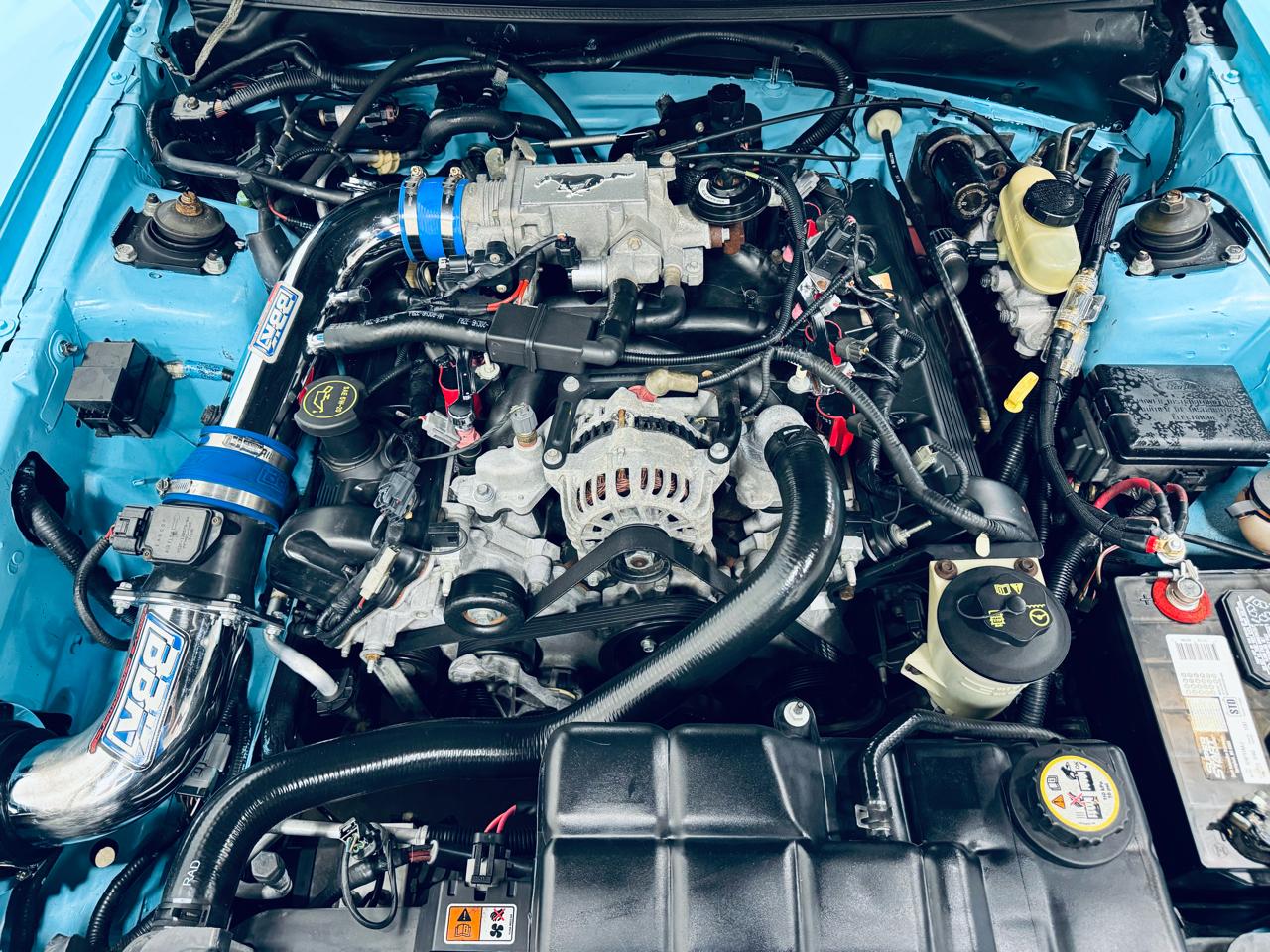 Ford Mustang 2dr Cpe GT Deluxe 2004