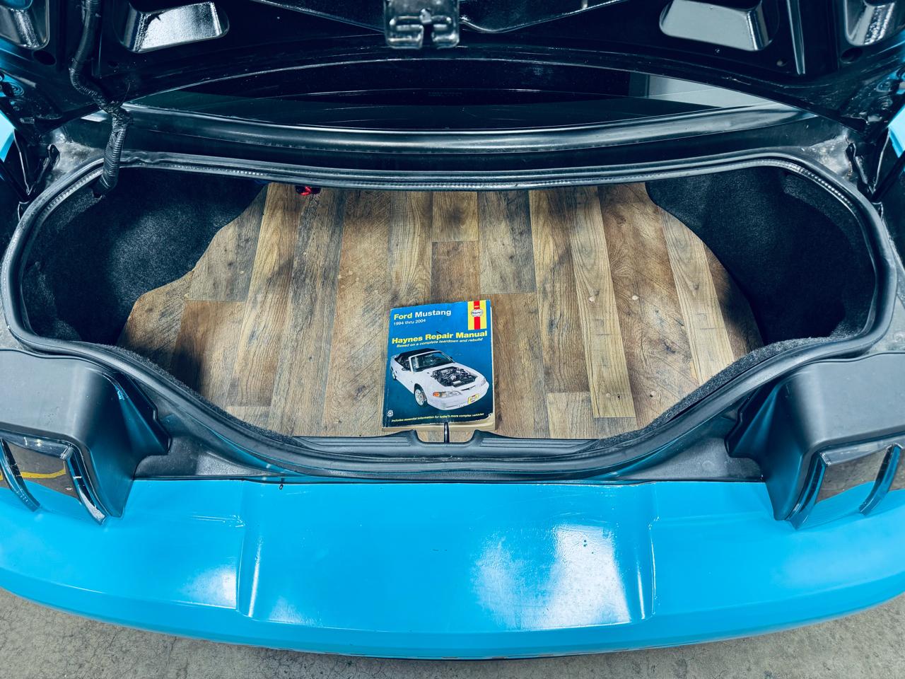 Ford Mustang 2dr Cpe GT Deluxe 2004