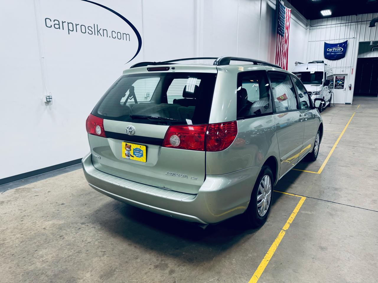 Toyota Sienna 5dr CE FWD 7-Passenger (Natl) 2006