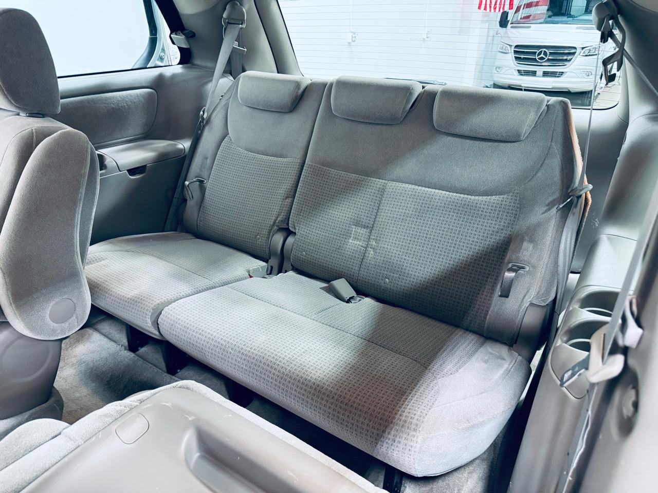 Toyota Sienna 5dr CE FWD 7-Passenger (Natl) 2006