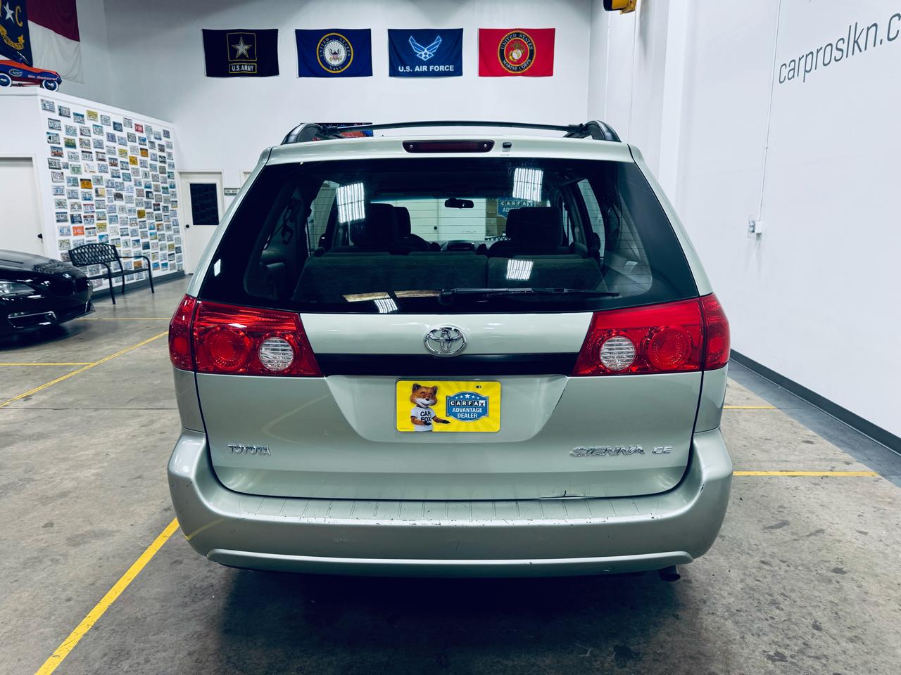 Toyota Sienna 5dr CE FWD 7-Passenger (Natl) 2006