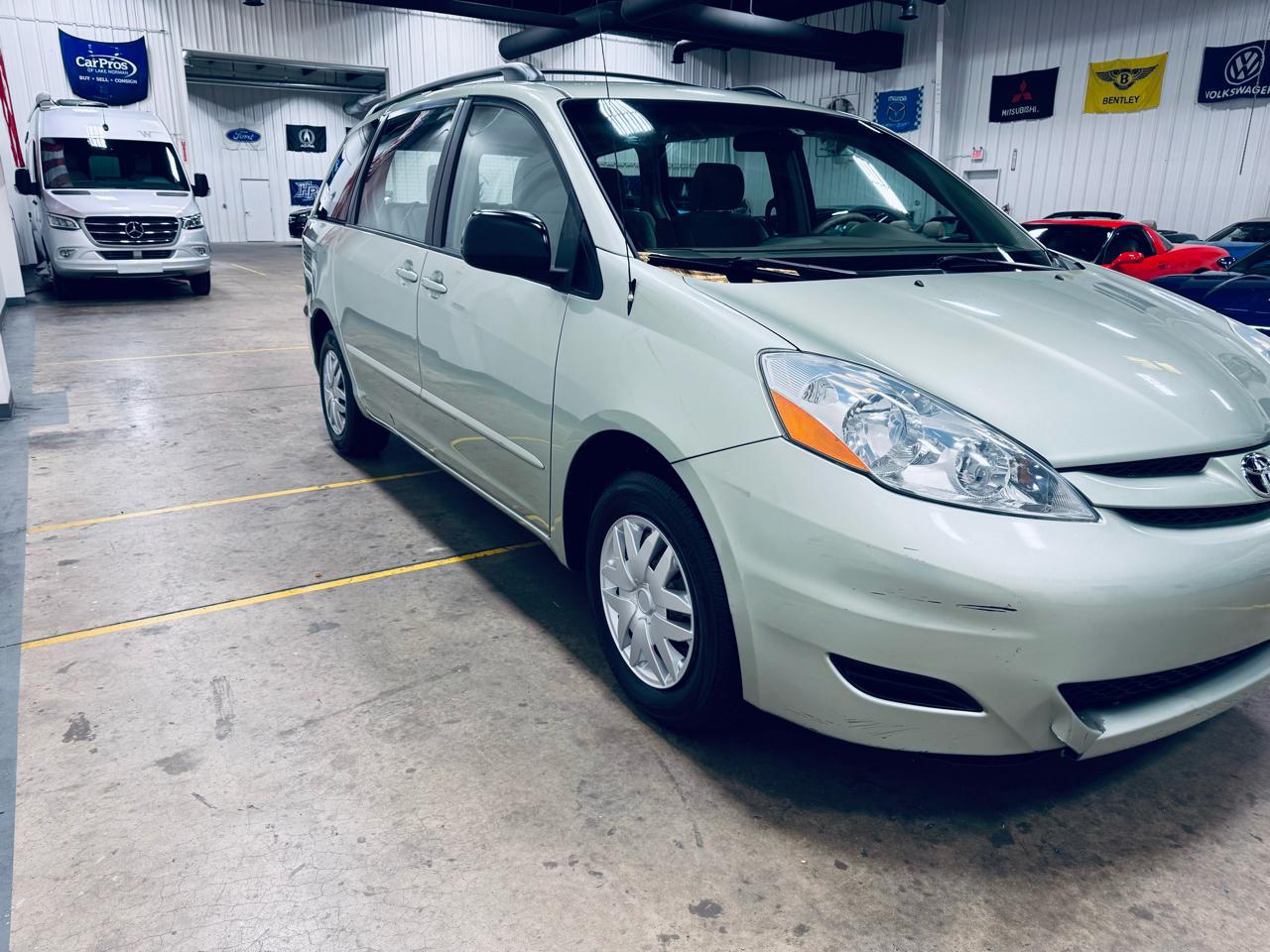 Toyota Sienna 5dr CE FWD 7-Passenger (Natl) 2006