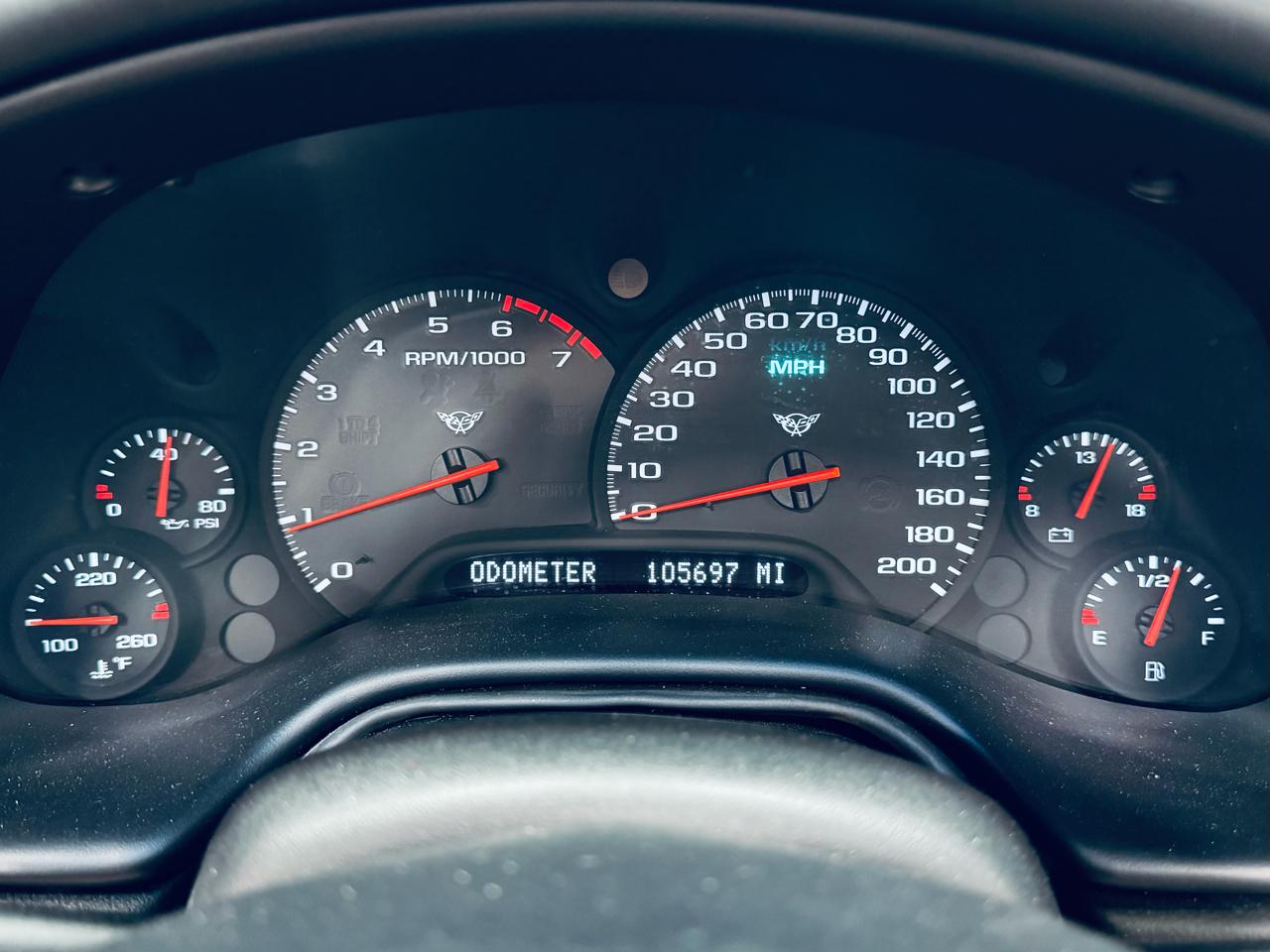 Chevrolet Corvette 2dr Cpe 2004