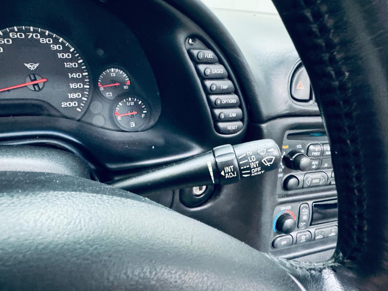 Chevrolet Corvette 2dr Cpe 2004