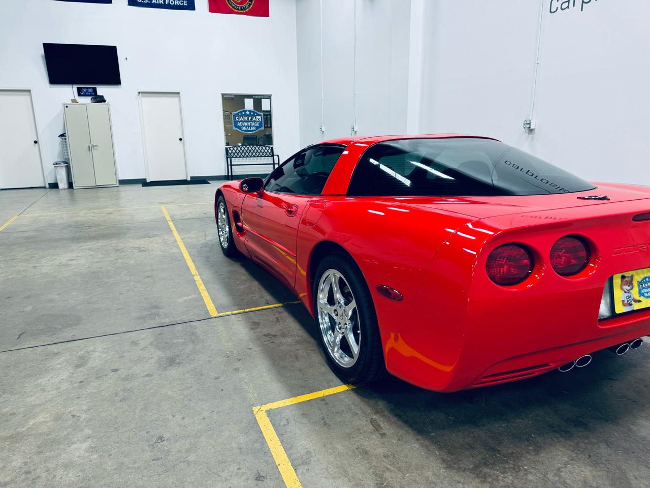 Chevrolet Corvette 2dr Cpe 2004