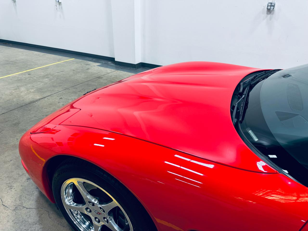 Chevrolet Corvette 2dr Cpe 2004