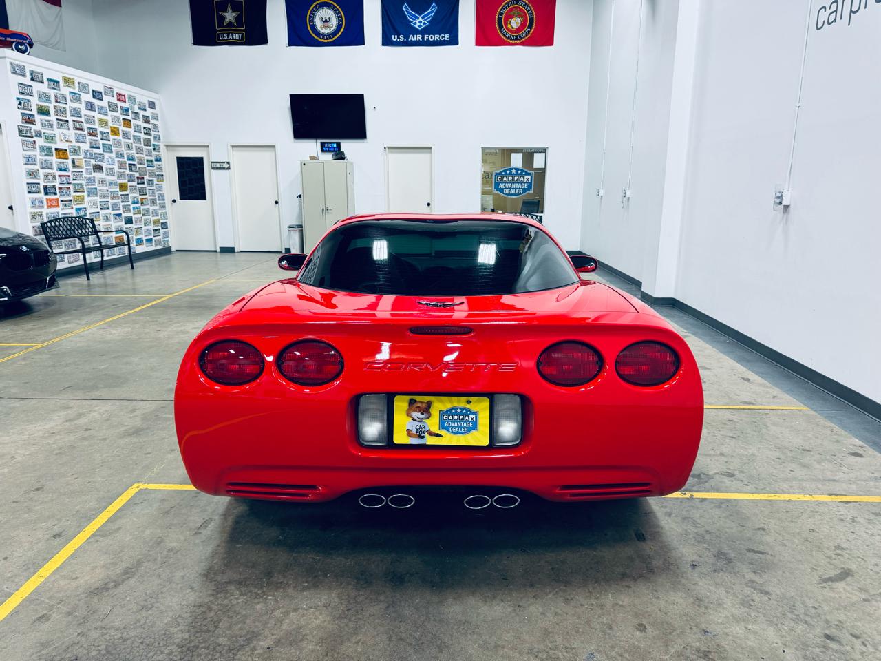Chevrolet Corvette 2dr Cpe 2004